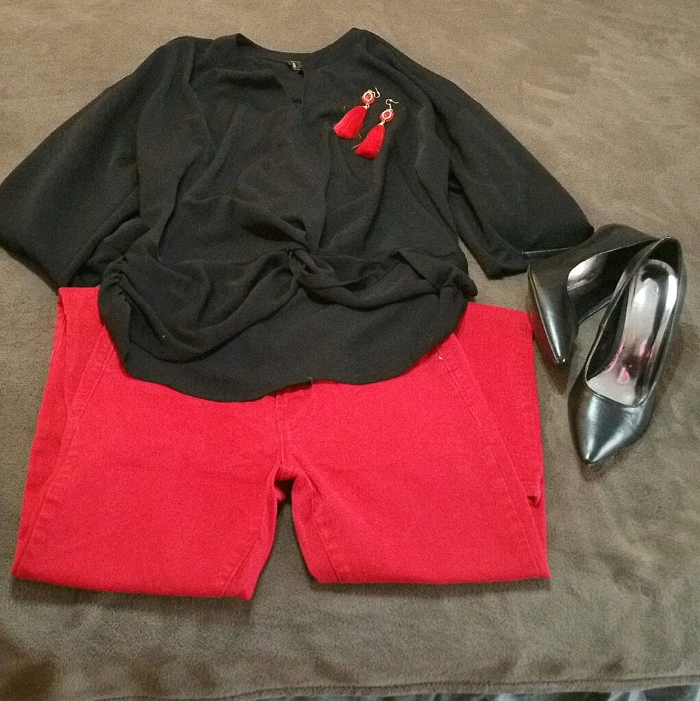 Red skinny jeans